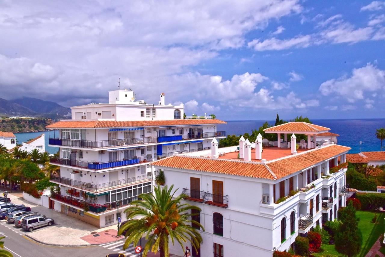 Nerja Center Apartment With Sea View Exterior photo