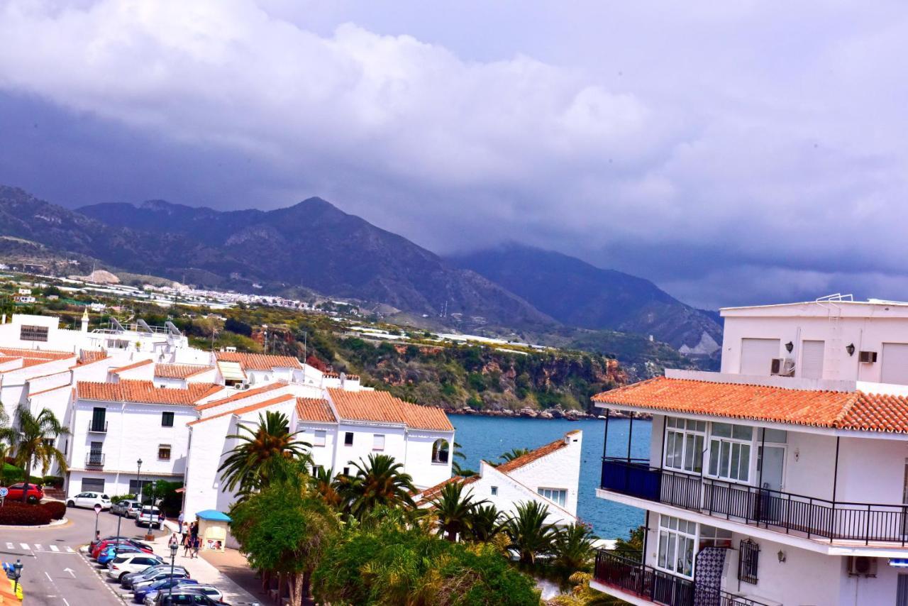 Nerja Center Apartment With Sea View Exterior photo