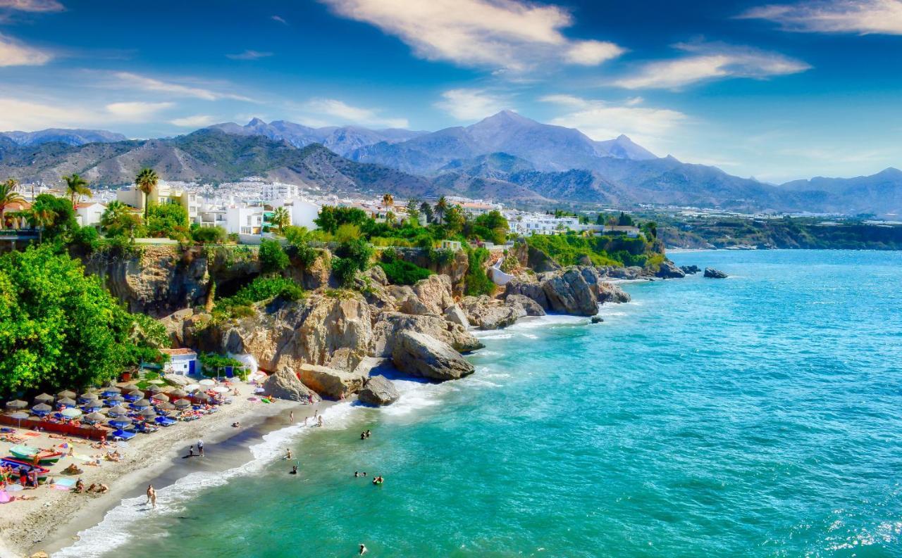 Nerja Center Apartment With Sea View Exterior photo
